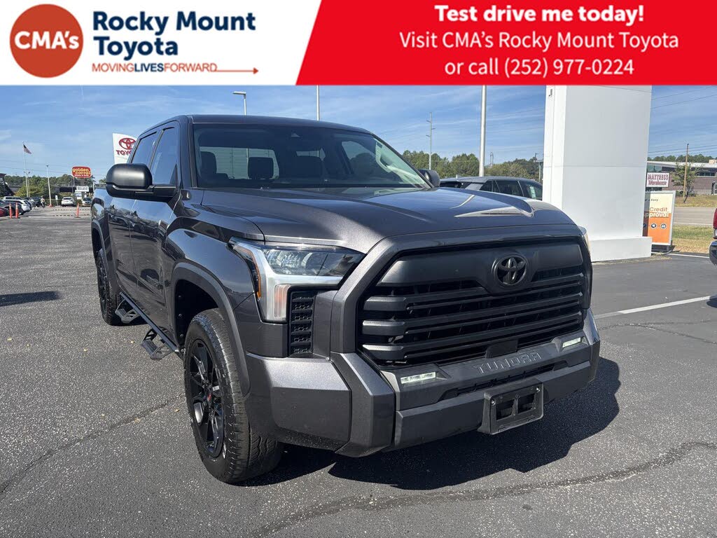 2022 Toyota Tundra SR5 CrewMax Cab 4WD