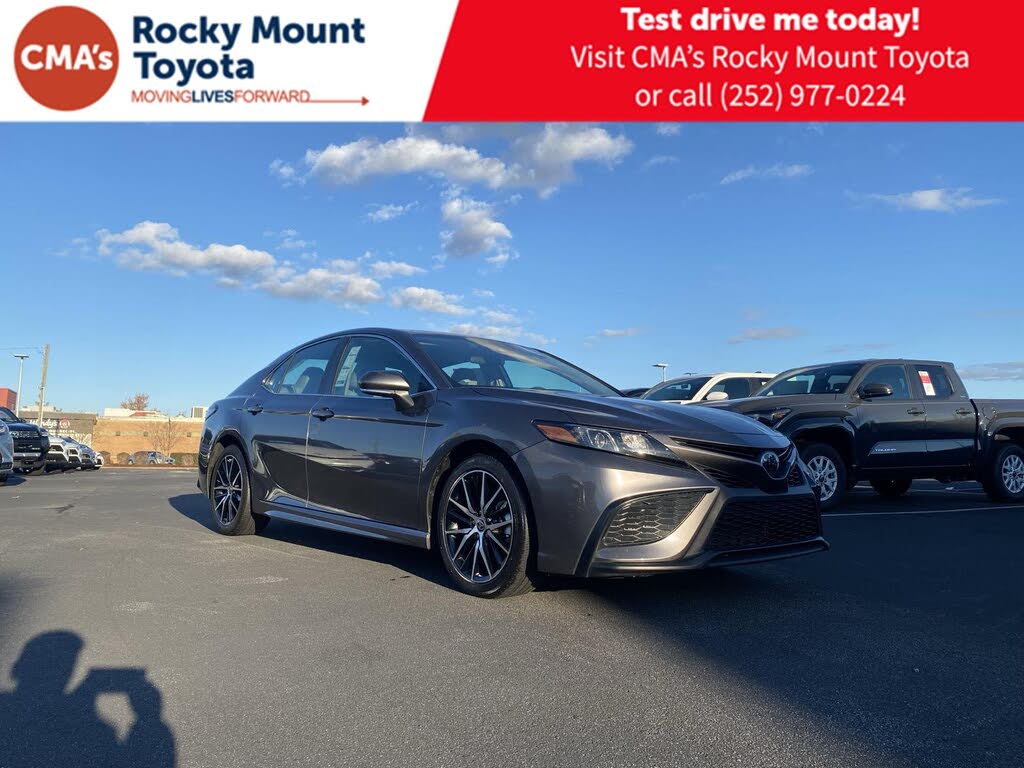 2023 Toyota Camry SE FWD