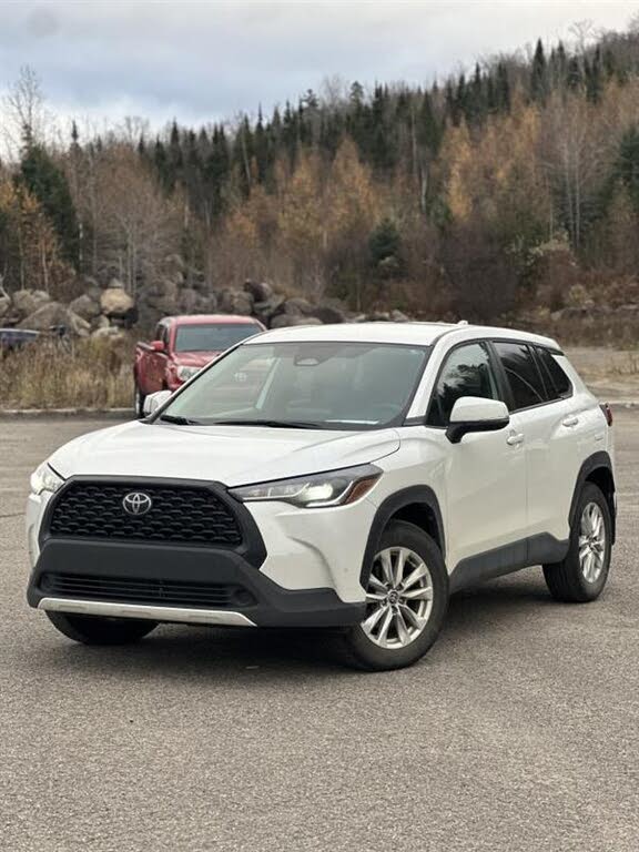 2023 Toyota Corolla Cross LE AWD