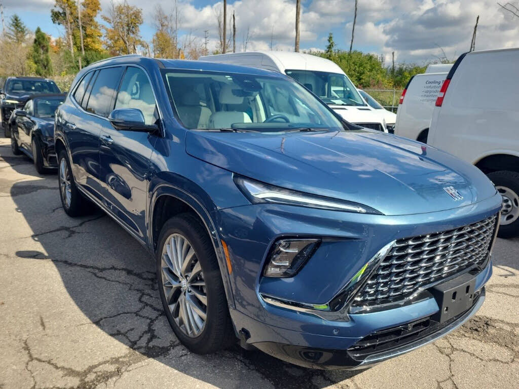 2025 Buick Enclave Avenir AWD