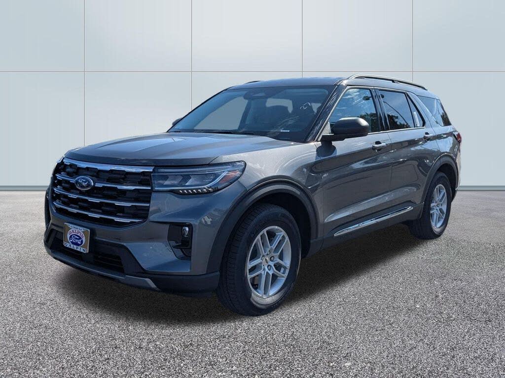 2025 Ford Explorer Active RWD