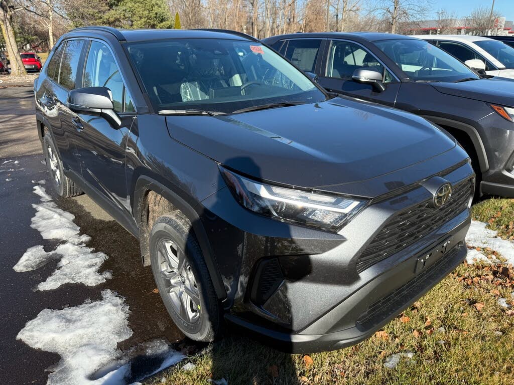 2025 Toyota RAV4 XLE AWD