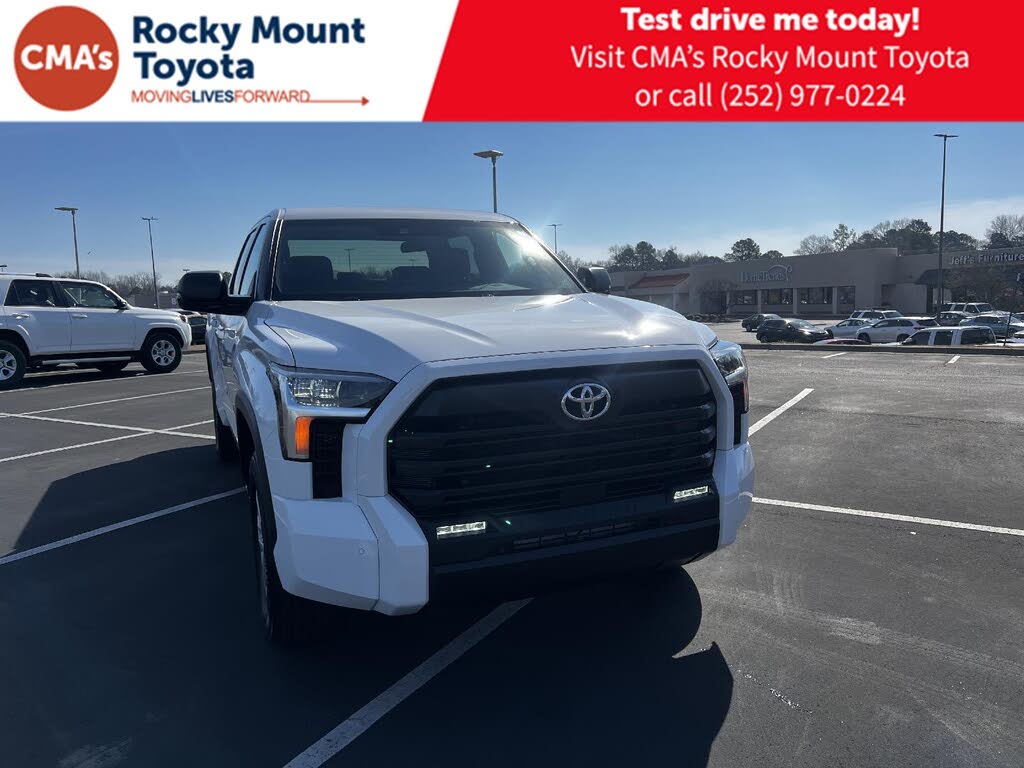 2025 Toyota Tundra SR5 CrewMax Cab RWD