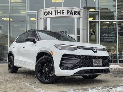 2025 Volkswagen Tiguan Comfortline R-Line Black Edition 4Motion