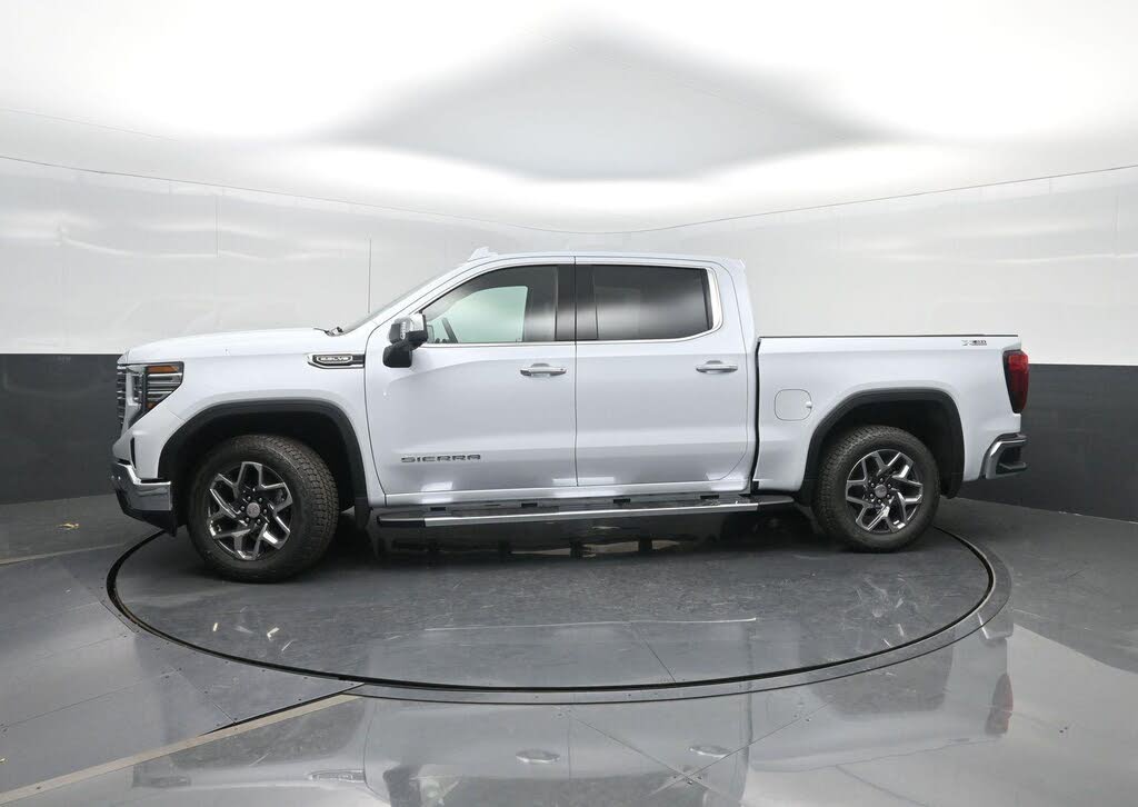 2026 GMC Sierra 1500 SLT Crew Cab 4WD
