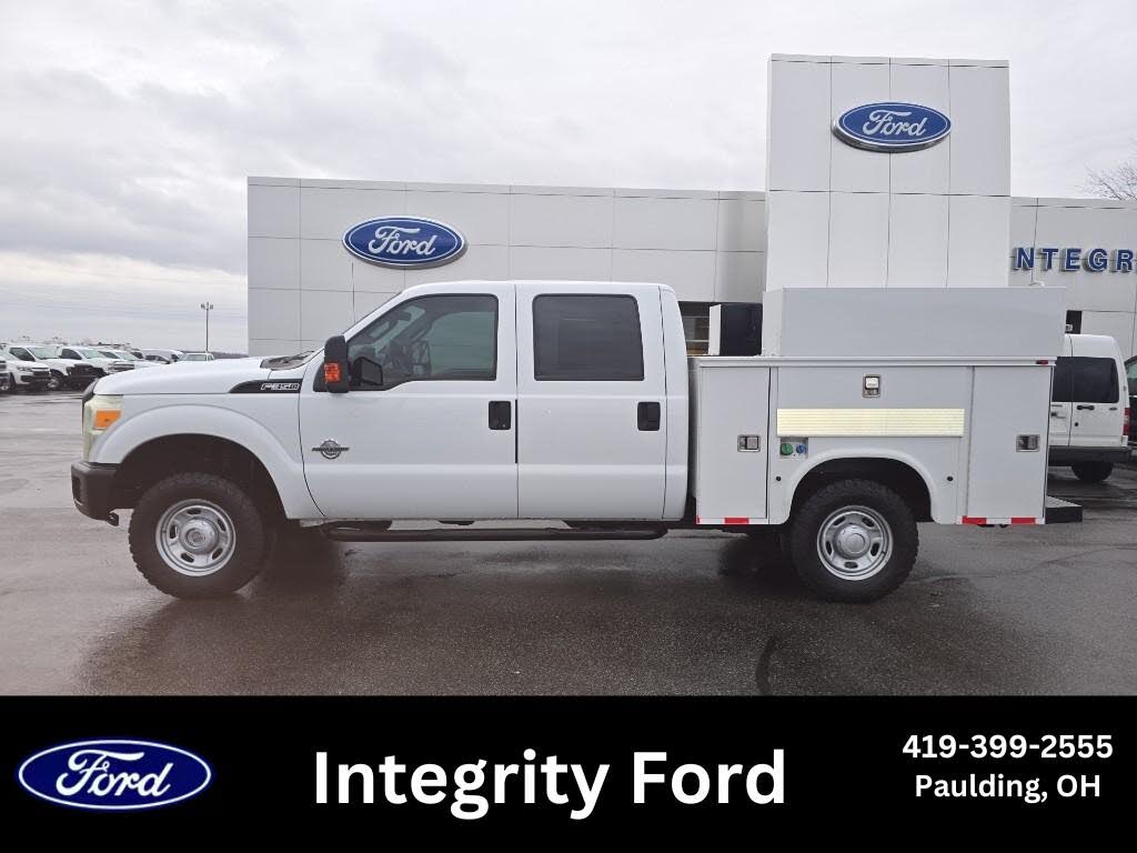 2011 Ford F-350 Super Duty Lariat Crew Cab 4WD