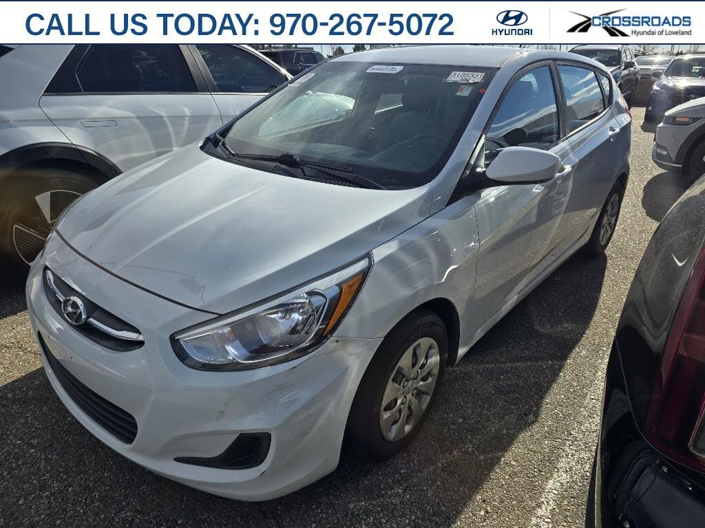 2017 Hyundai Accent SE 4-Door Hatchback FWD