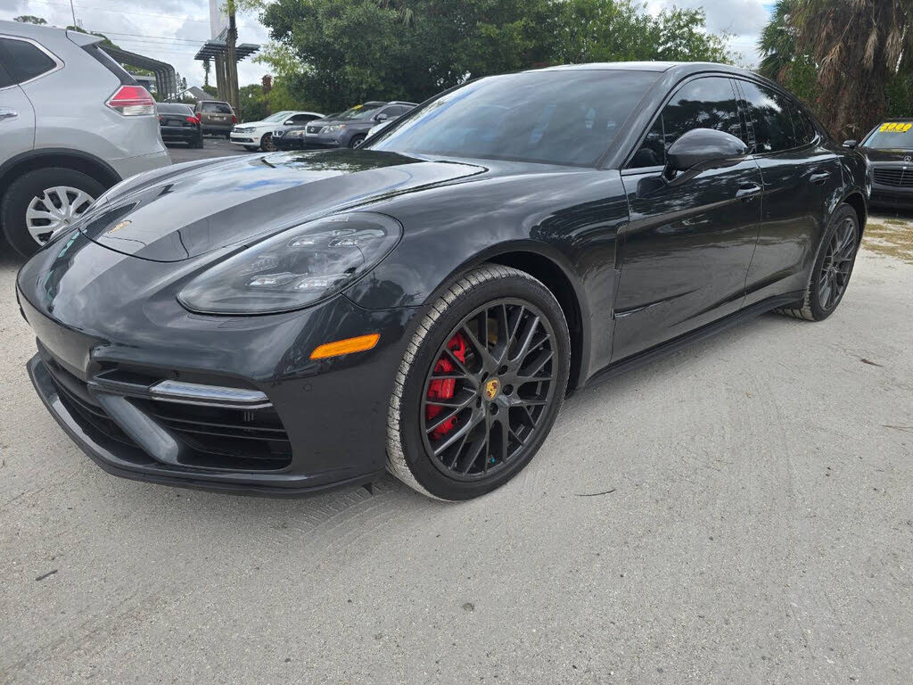 2017 Porsche Panamera Turbo