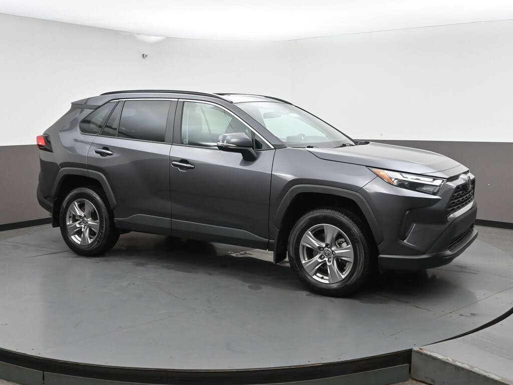 2024 Toyota RAV4 XLE AWD