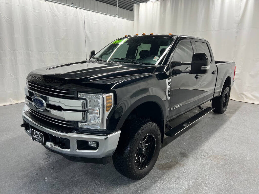 2018 Ford F-350 Super Duty Lariat Crew Cab 4WD