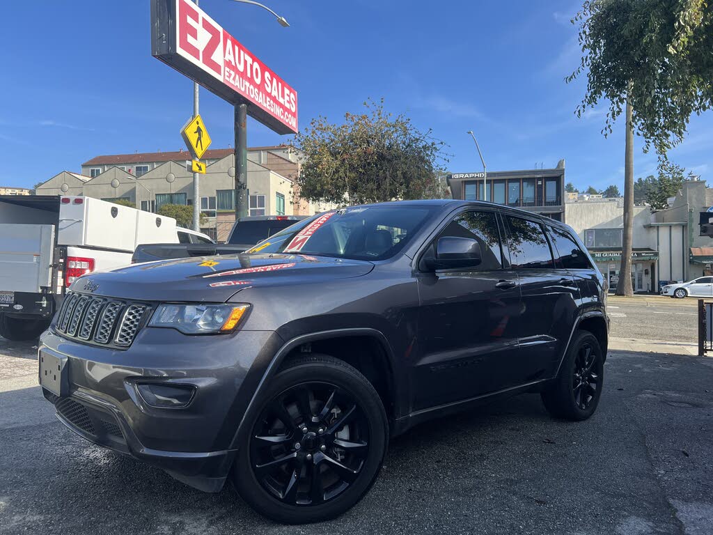 2021 Jeep Grand Cherokee Laredo X RWD