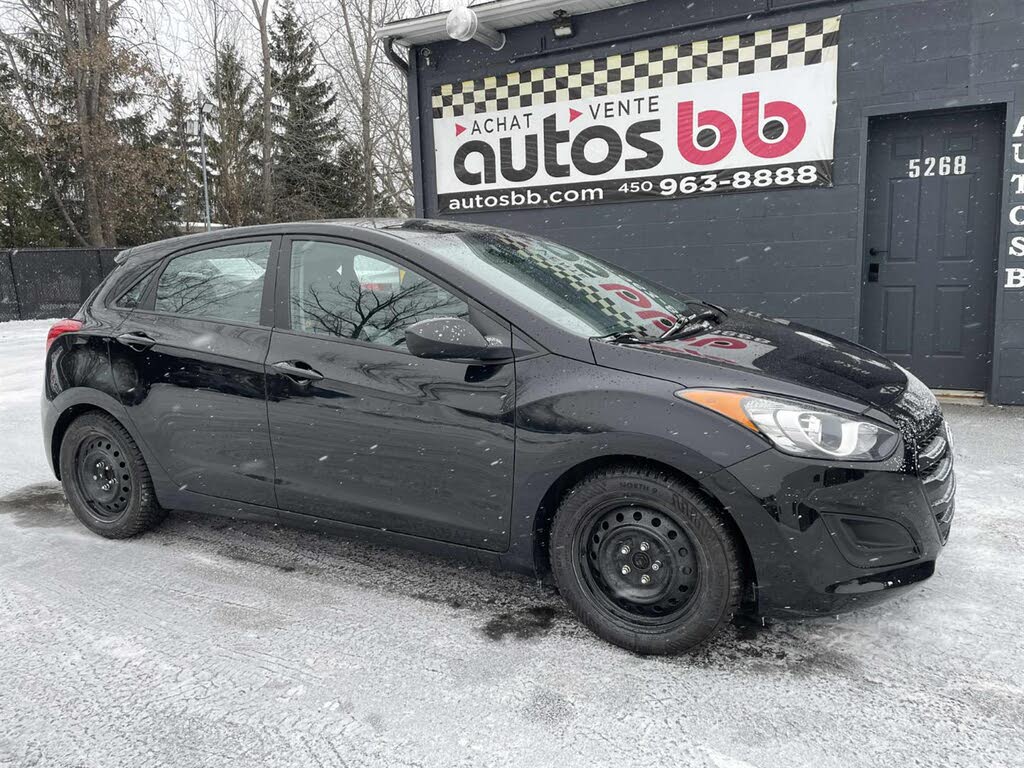 Hyundai Elantra GT L FWD 2016