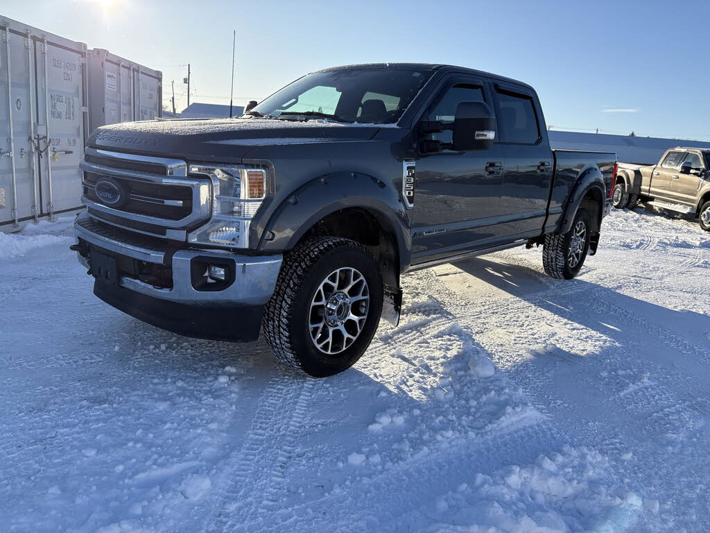 2022 Ford F-350 Super Duty Lariat Crew Cab 4WD