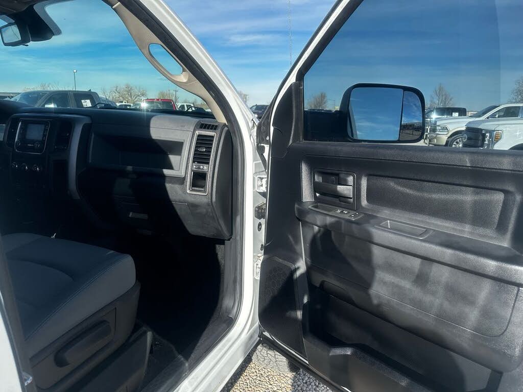 2013 RAM 2500 Tradesman Crew Cab 4WD