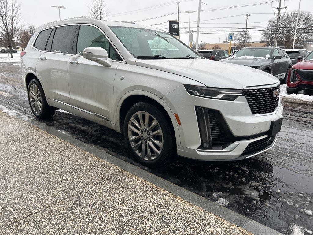 2023 Cadillac XT6 Premium Luxury AWD