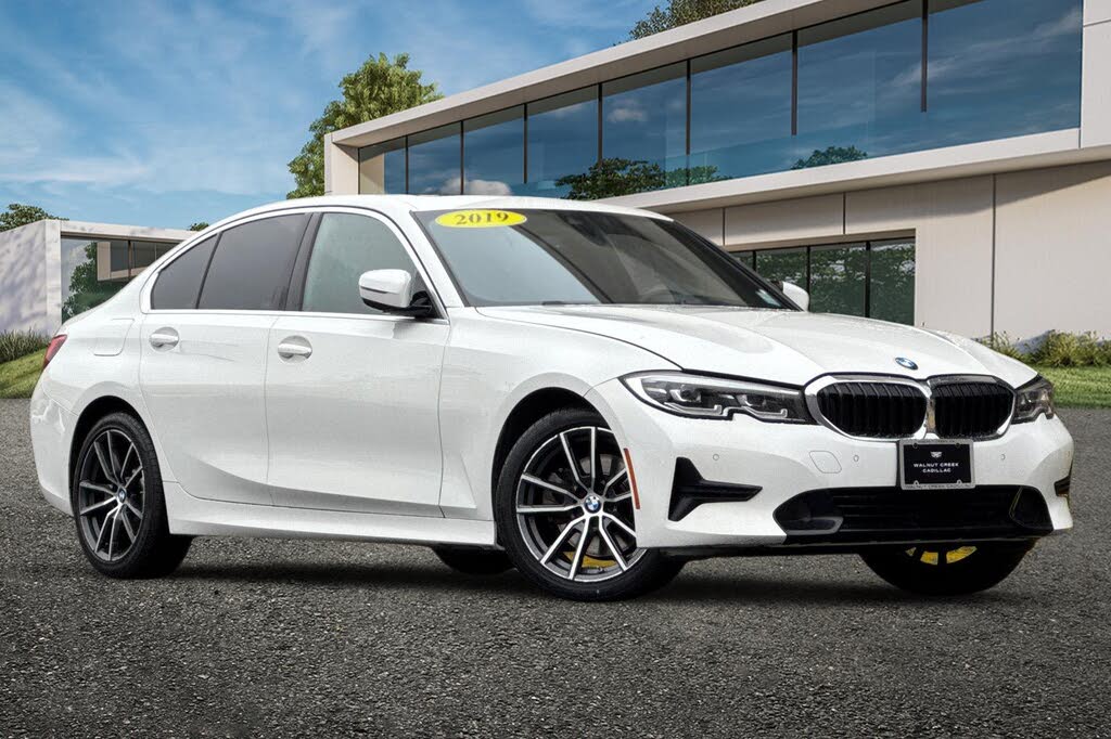 2019 BMW 3 Series 330i Sedan RWD