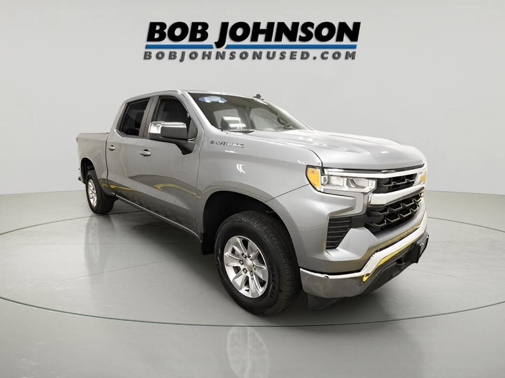2025 Chevrolet Silverado 1500 LT Crew Cab 4WD