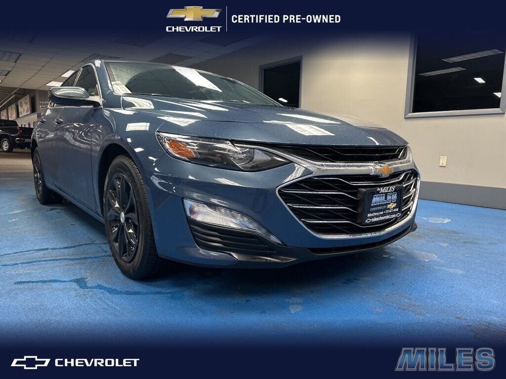 2025 Chevrolet Malibu LT with 1LT FWD