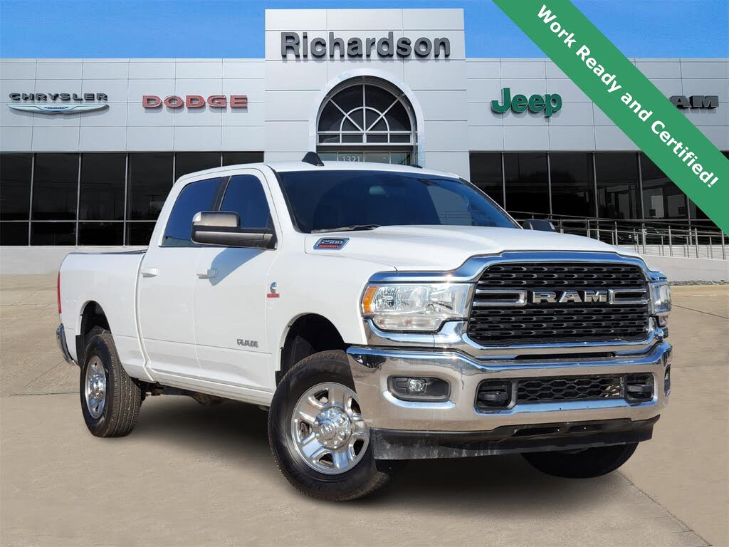 2022 RAM 2500 Big Horn Crew Cab 4WD