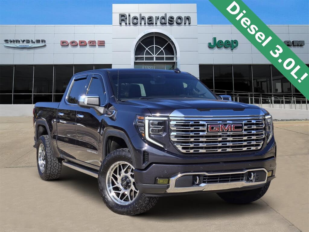 2023 GMC Sierra 1500 Denali Crew Cab 4WD