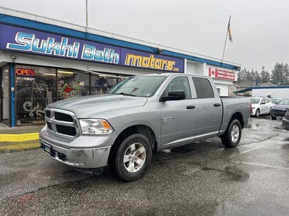 2023 RAM 1500 Classic SLT Crew Cab 4WD