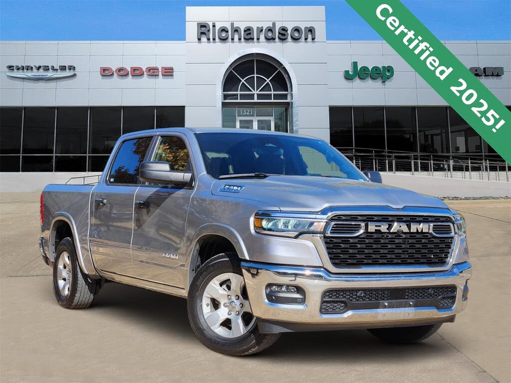 2025 RAM 1500 Big Horn Crew Cab 4WD