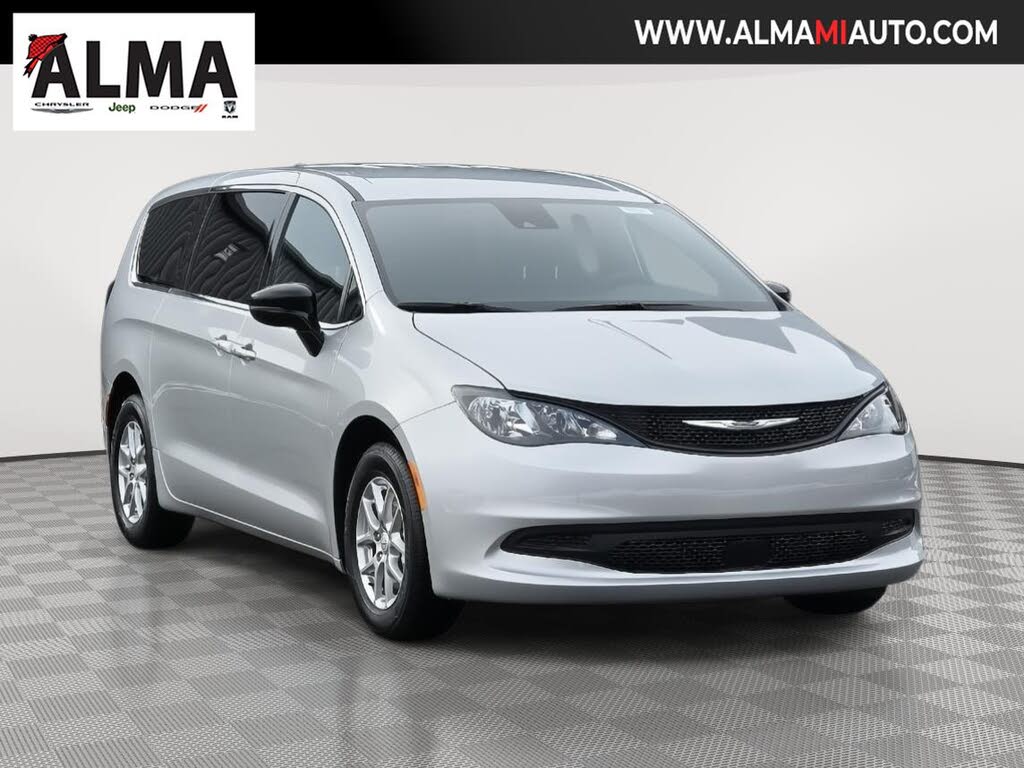 2026 Chrysler Voyager LX FWD