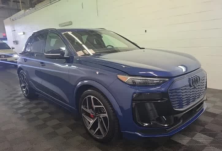 2025 Audi SQ6 e-tron quattro Prestige