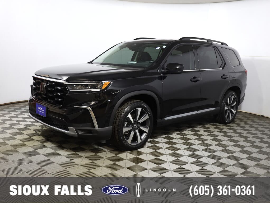 2024 Honda Pilot Touring AWD
