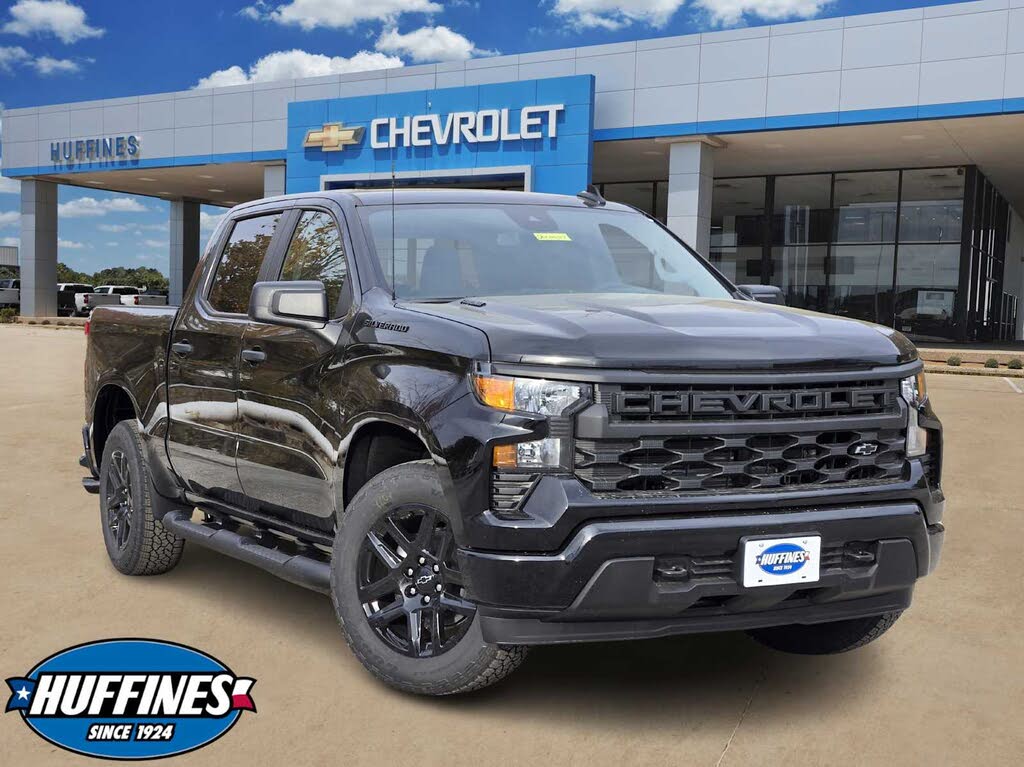 2026 Chevrolet Silverado 1500 Custom Crew Cab RWD