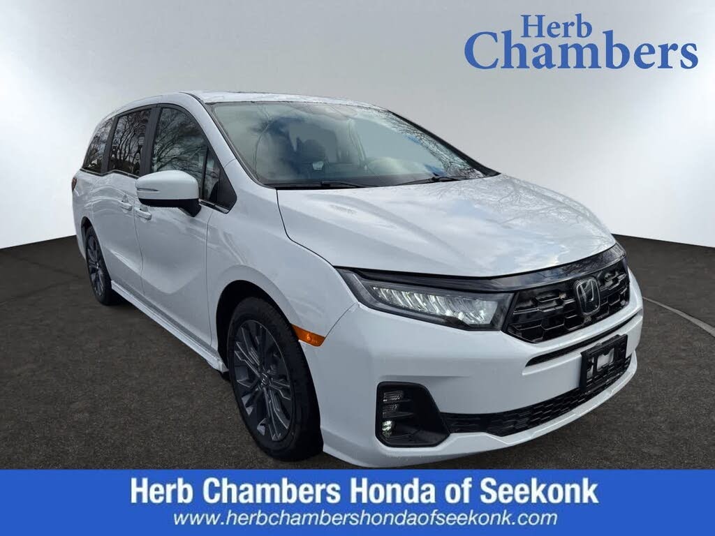 2026 Honda Odyssey Touring FWD