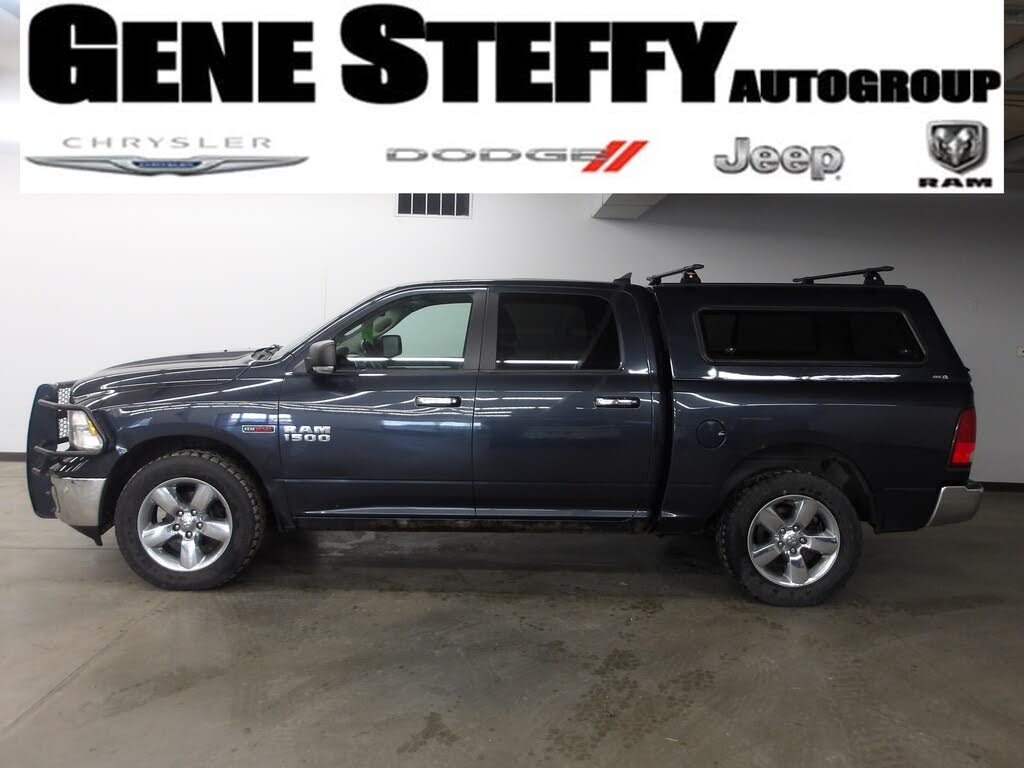 2016 RAM 1500 SLT Crew Cab 4WD