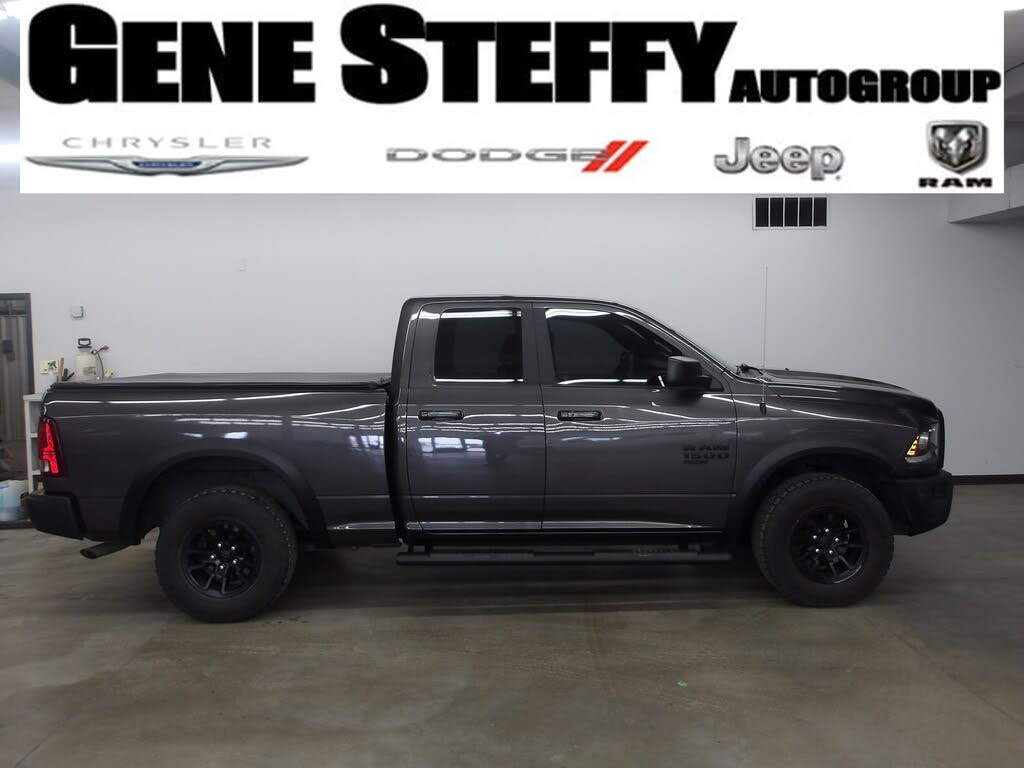 2022 RAM 1500 Classic SLT Quad Cab 4WD