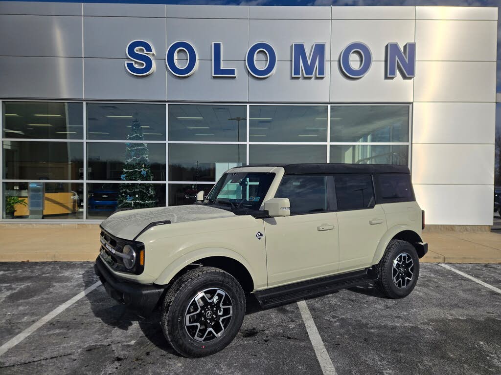 2025 Ford Bronco Outer Banks 4-Door 4WD