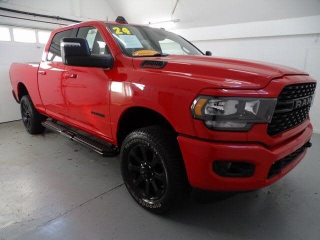 2024 RAM 2500 Big Horn Crew Cab 4WD