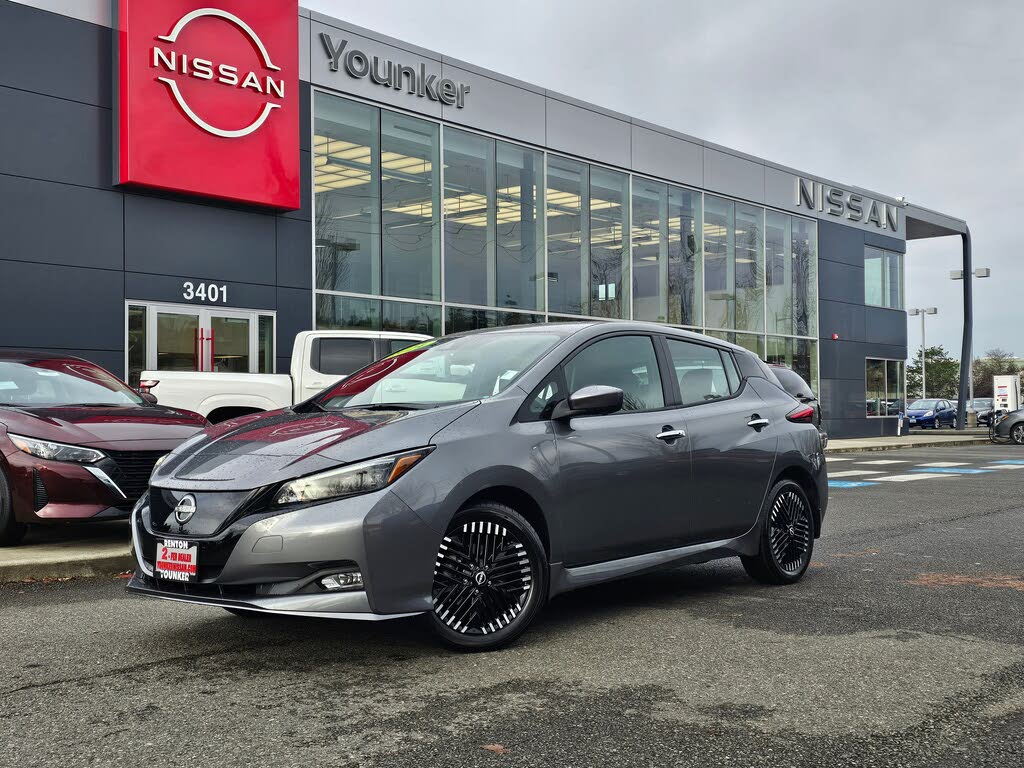 2024 Nissan LEAF SV Plus FWD