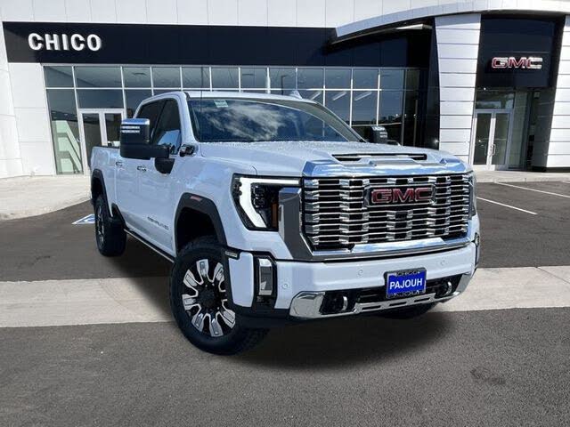 2025 GMC Sierra 2500HD Denali Crew Cab 4WD