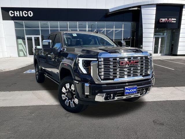 2025 GMC Sierra 2500HD Denali Crew Cab 4WD