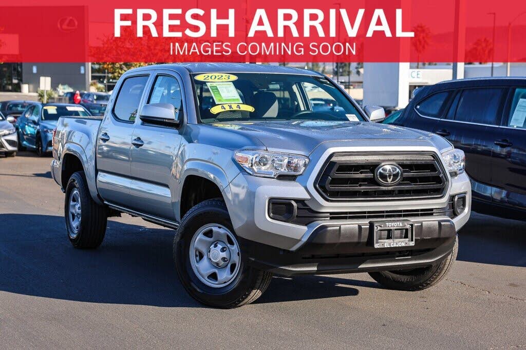 2023 Toyota Tacoma SR V6 Double Cab 4WD