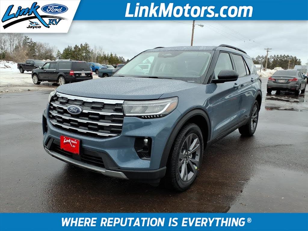 2026 Ford Explorer Active AWD