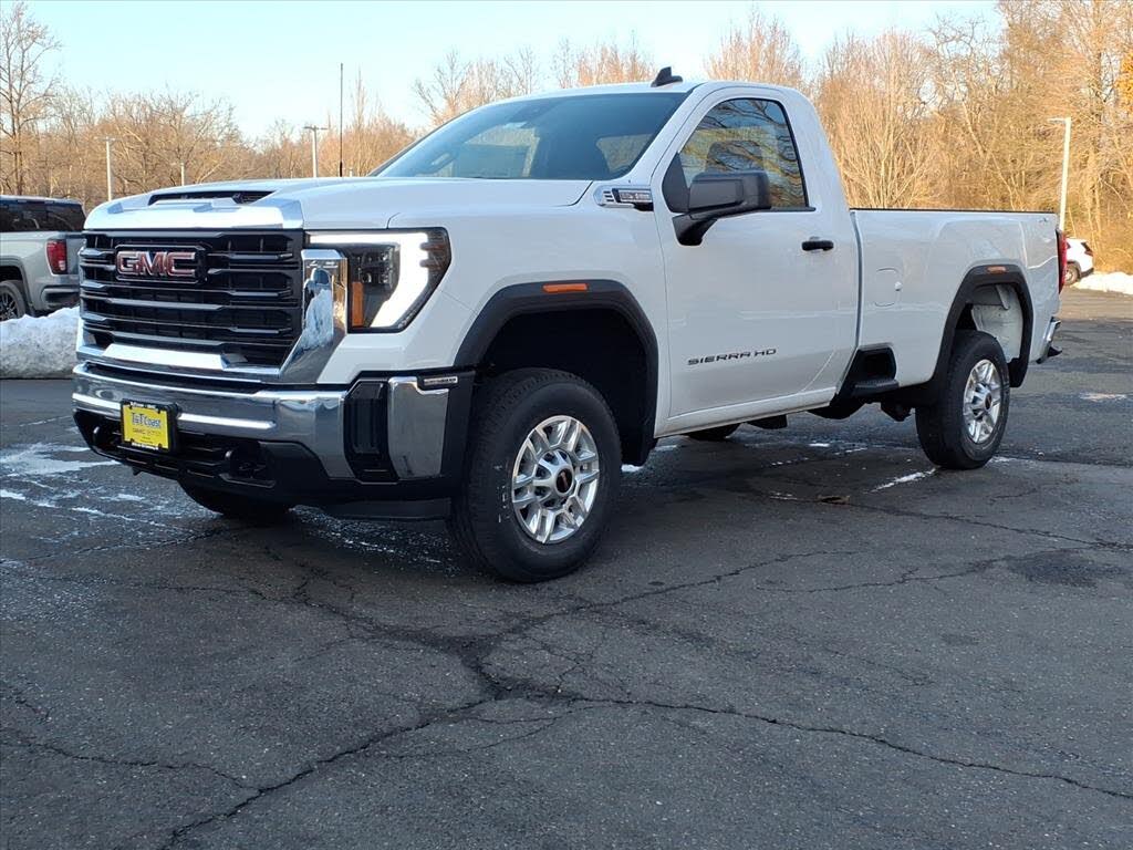 2026 GMC Sierra 2500HD Pro Regular Cab LB 4WD