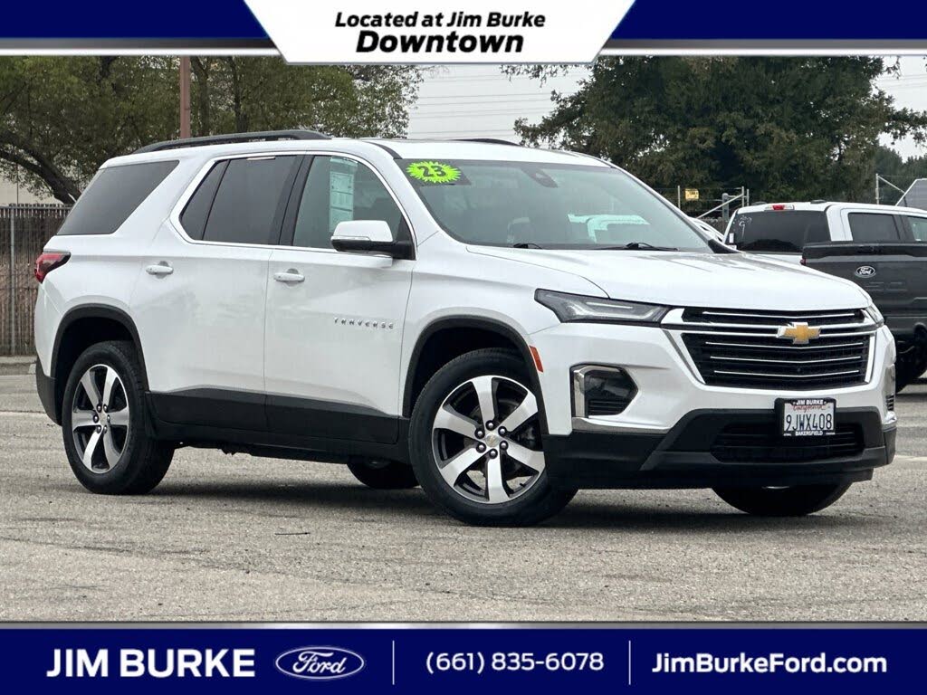 2023 Chevrolet Traverse LT Leather FWD