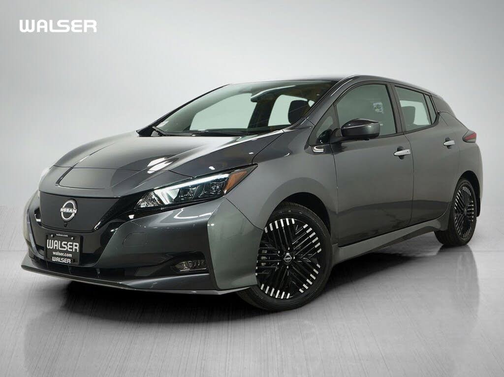 2024 Nissan LEAF SV Plus FWD
