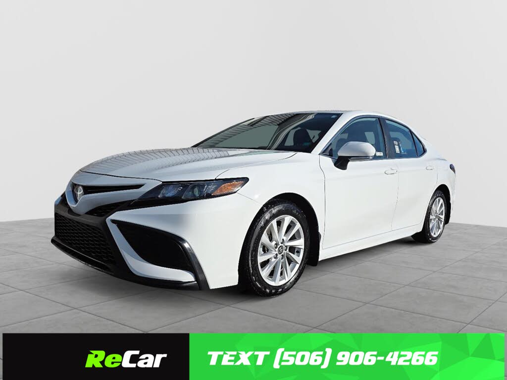 2024 Toyota Camry SE FWD