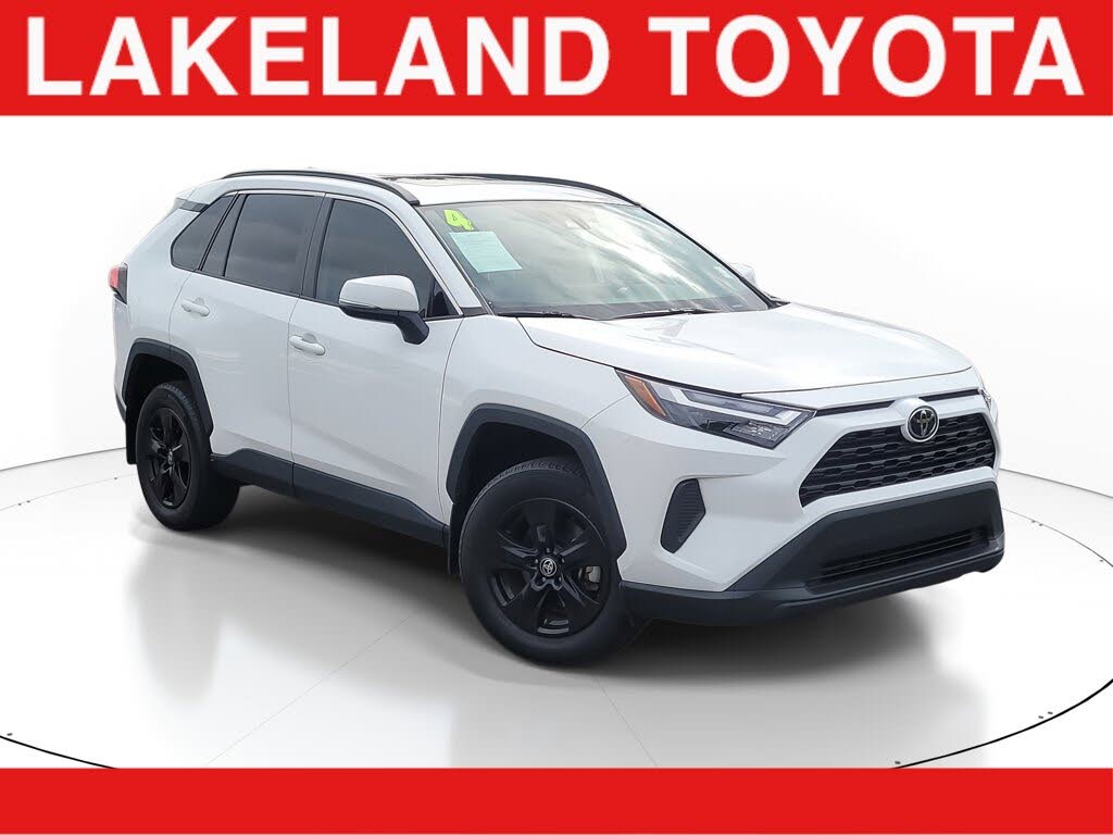 2024 Toyota RAV4 XLE FWD