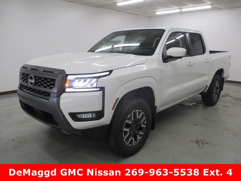 2025 Nissan Frontier SL Crew Cab 4WD