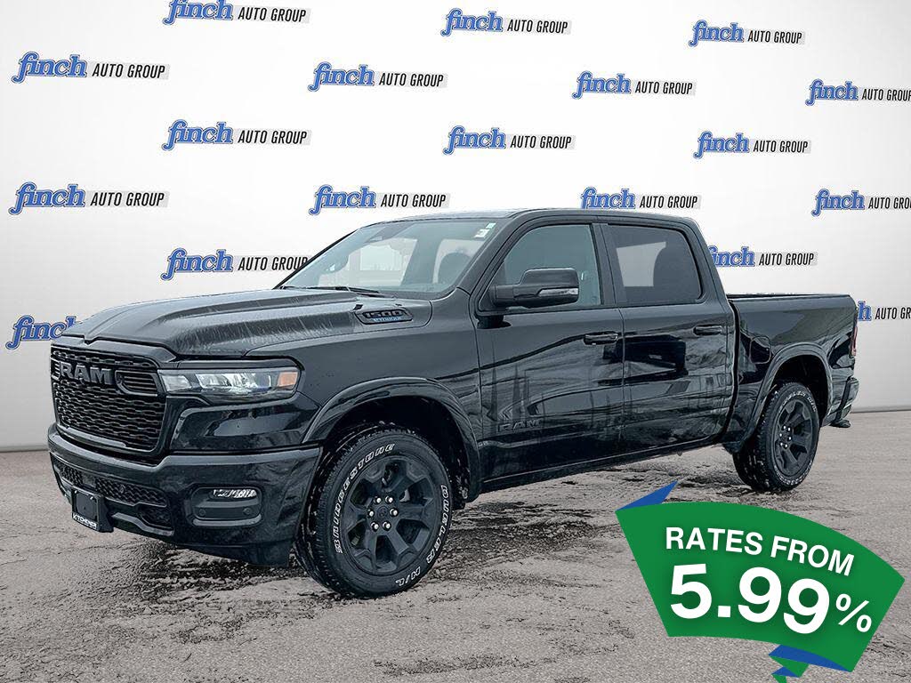 RAM 1500 Big Horn Crew Cab 4WD 2025