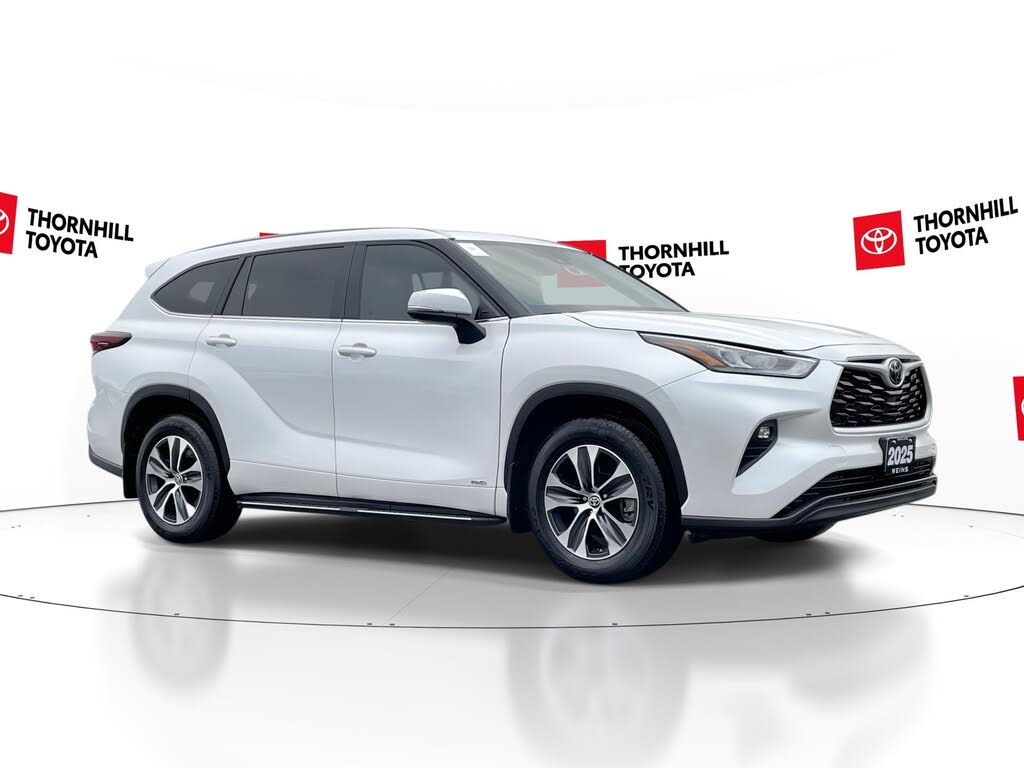Toyota Highlander Hybrid XLE AWD 2025
