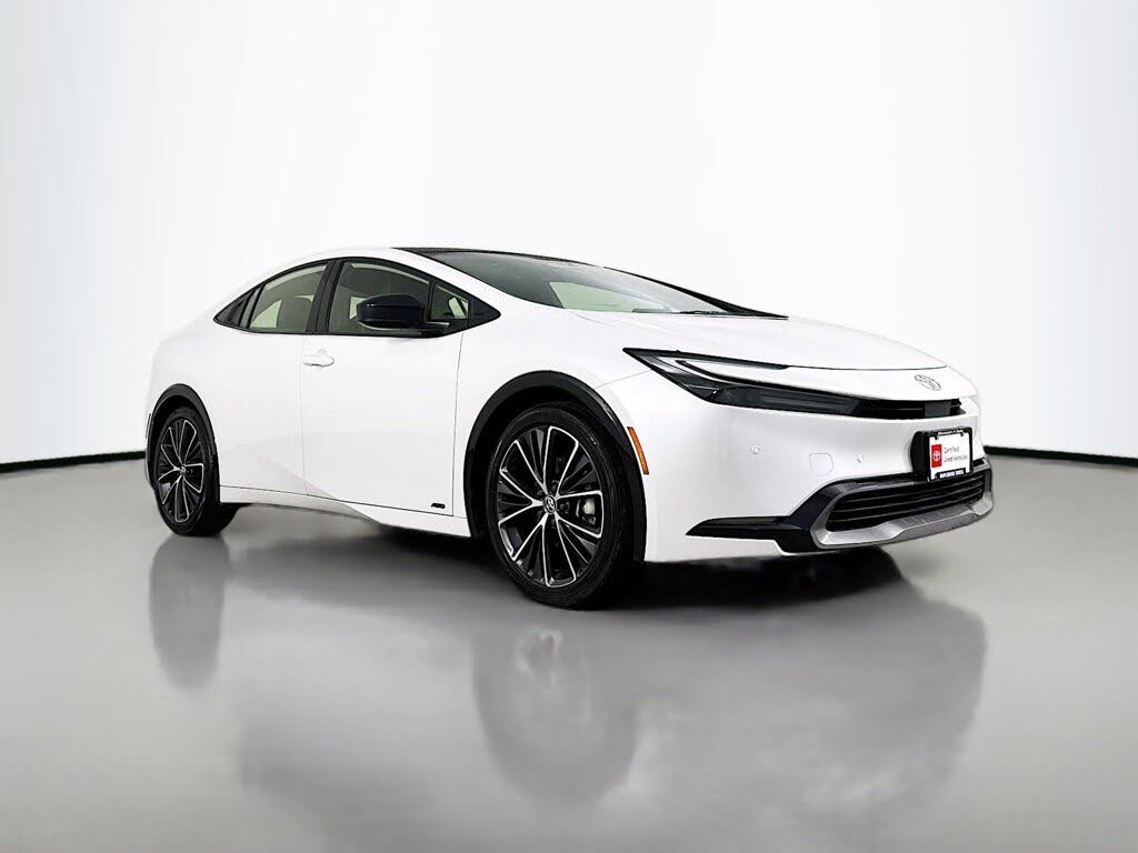 2025 Toyota Prius XLE AWD