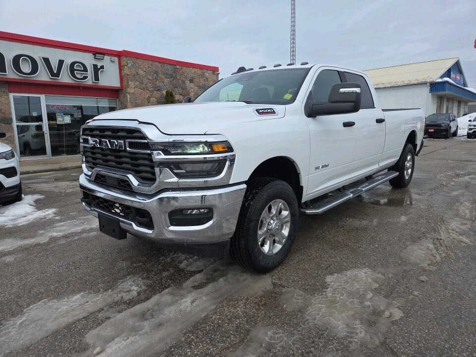 2026 RAM 3500 Big Horn Crew Cab LB 4WD